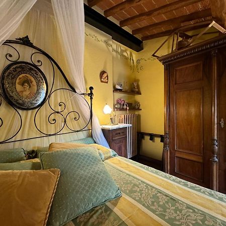 Casa Giulia, Il Gioiello Del Borgo Apartment เชร์ตาลโด ภายนอก รูปภาพ
