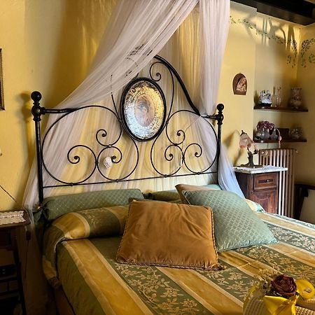 Casa Giulia, Il Gioiello Del Borgo Apartment เชร์ตาลโด ภายนอก รูปภาพ