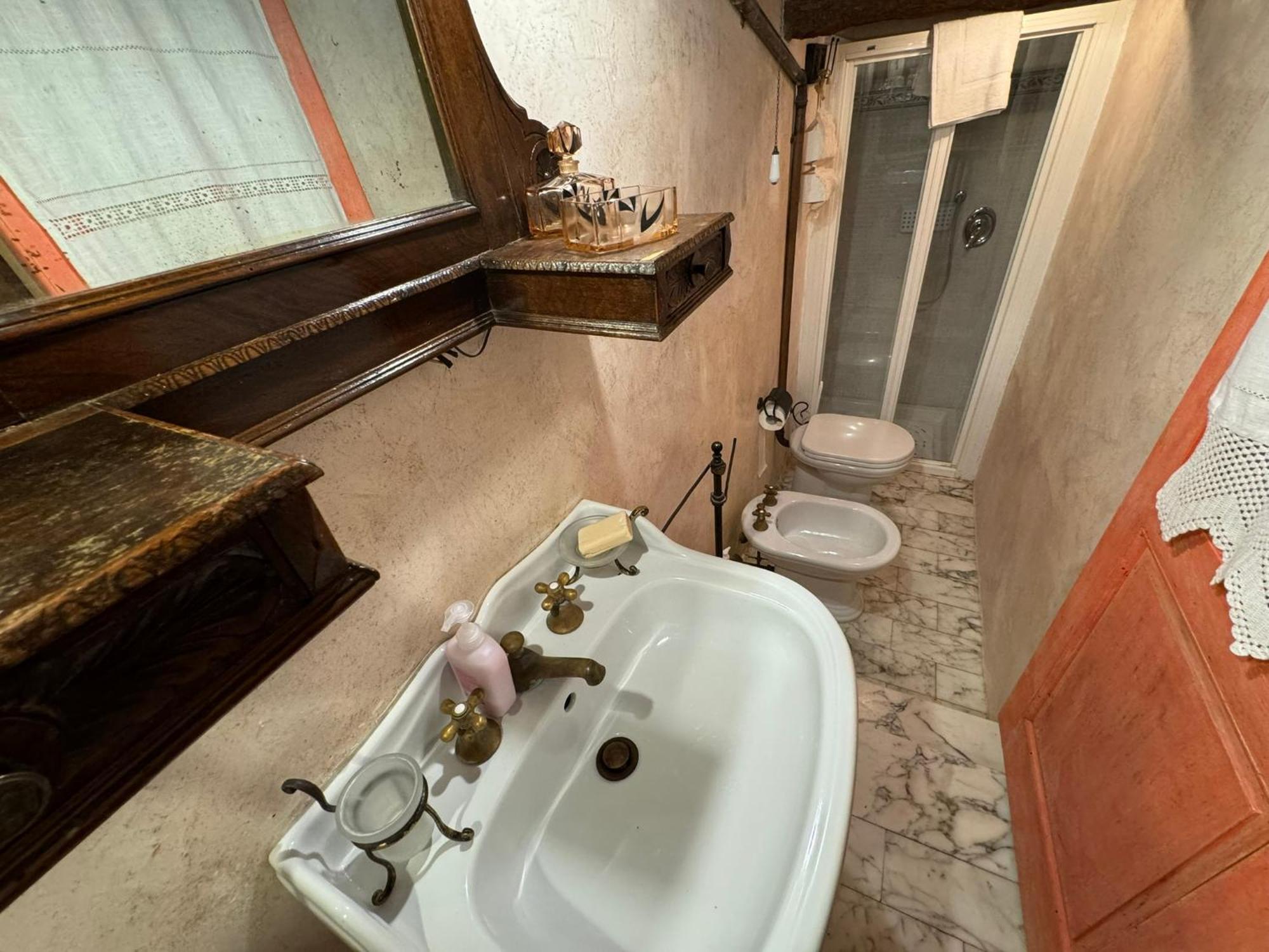 Casa Giulia, Il Gioiello Del Borgo Apartment เชร์ตาลโด ภายนอก รูปภาพ