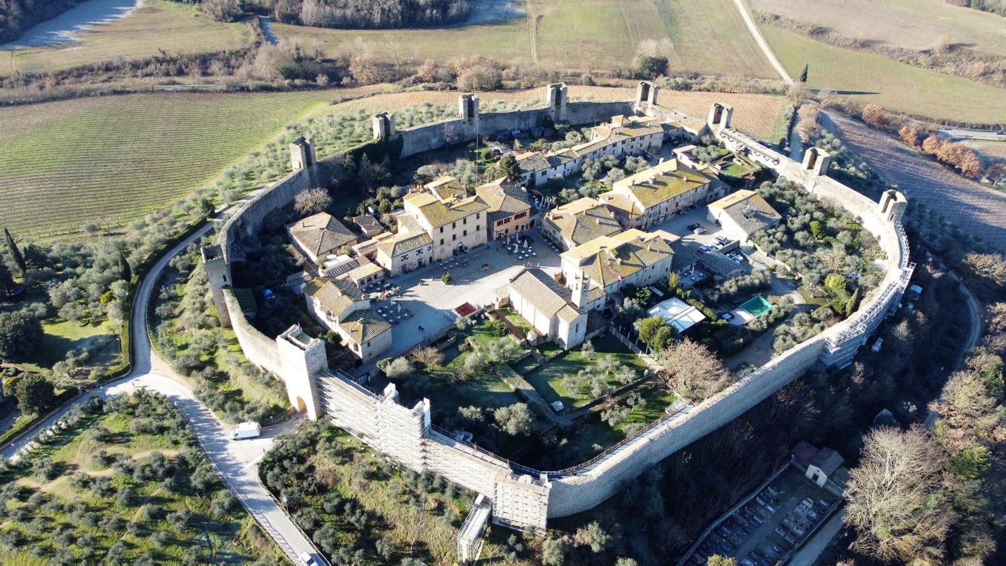 Casa Giulia, Il Gioiello Del Borgo Apartment เชร์ตาลโด ภายนอก รูปภาพ